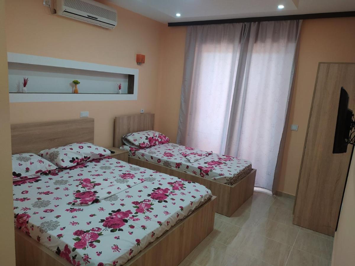 Grandino Holiday Rooms&Apartments 乌尔齐尼 外观 照片