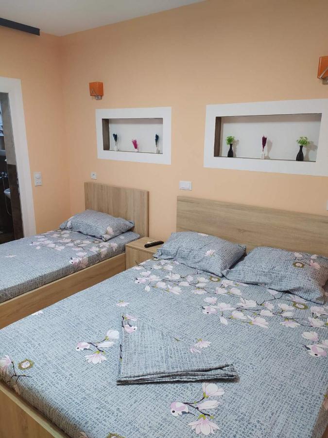Grandino Holiday Rooms&Apartments 乌尔齐尼 外观 照片