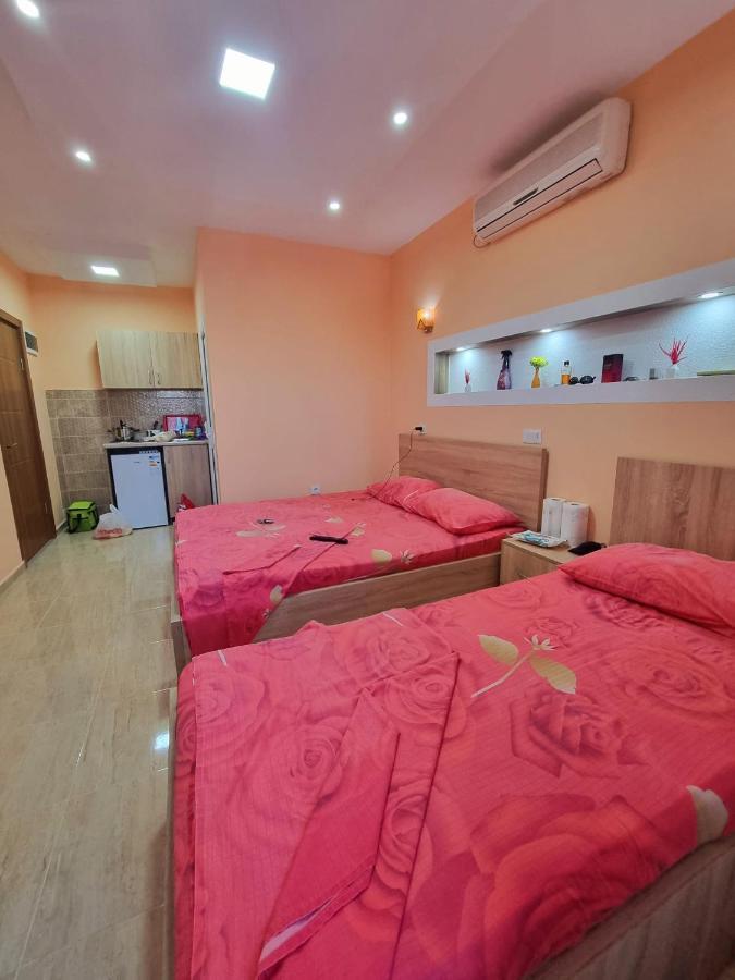 Grandino Holiday Rooms&Apartments 乌尔齐尼 外观 照片